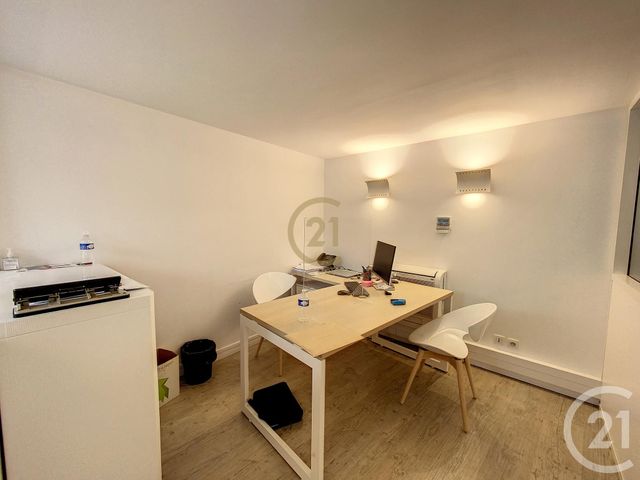 commerce à louer - 46.5 m2 - BRIGNAIS - 69 - RHONE-ALPES - Century 21 Identité Immobilier