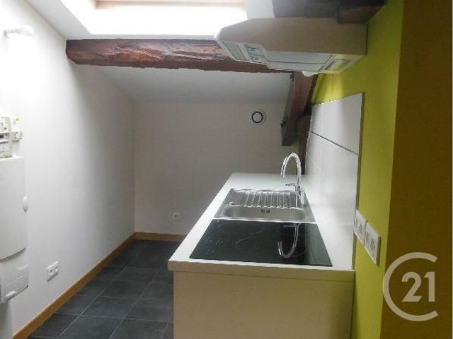 Appartement Studio à louer - 1 pièce - 32.0 m2 - SOUCIEU EN JARREST - 69 - RHONE-ALPES - Century 21 Identité Immobilier