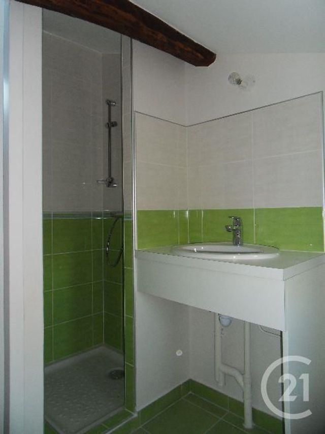 Appartement Studio à louer - 1 pièce - 24.0 m2 - SOUCIEU EN JARREST - 69 - RHONE-ALPES - Century 21 Identité Immobilier