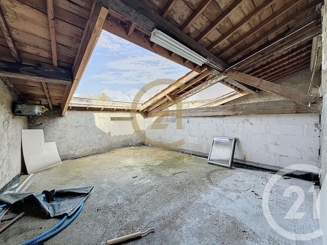 Afficher la photo en grand Appartement à vendre - 4 pièces - 102.52 m2 - ST LAURENT D AGNY - 69 - RHONE-ALPES - Century 21 Identité Immobilier