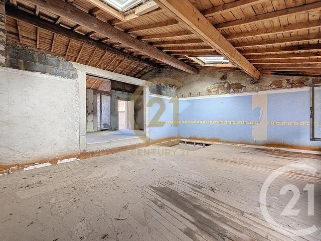 Afficher la photo en grand Appartement T4 à vendre - 4 pièces - 130.5 m2 - ST LAURENT D AGNY - 69 - RHONE-ALPES - Century 21 Identité Immobilier