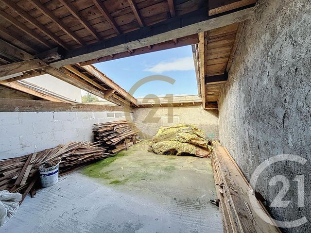 Afficher la photo en grand Appartement T4 à vendre - 4 pièces - 130.5 m2 - ST LAURENT D AGNY - 69 - RHONE-ALPES - Century 21 Identité Immobilier