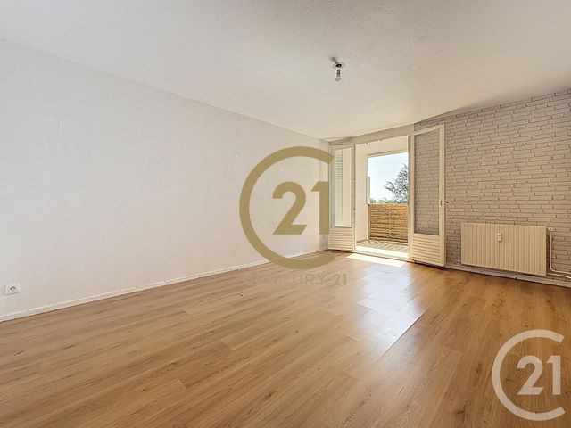 Appartement T4 à vendre - 4 pièces - 89.6 m2 - OULLINS - 69 - RHONE-ALPES - Century 21 Identité Immobilier