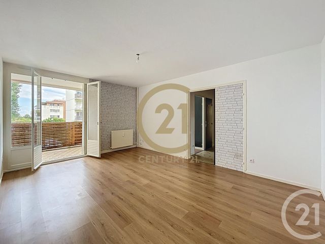 Appartement T4 à vendre - 4 pièces - 89.6 m2 - OULLINS - 69 - RHONE-ALPES - Century 21 Identité Immobilier