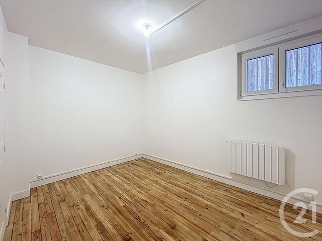 Appartement T2 à louer - 2 pièces - 44.0 m2 - SOUCIEU EN JARREST - 69 - RHONE-ALPES - Century 21 Identité Immobilier