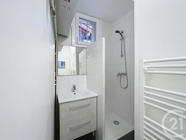 Appartement T2 à louer - 2 pièces - 44.0 m2 - SOUCIEU EN JARREST - 69 - RHONE-ALPES - Century 21 Identité Immobilier