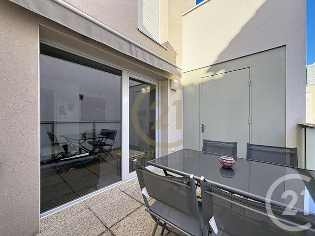 Appartement F3 à vendre - 3 pièces - 61.15 m2 - PIERRE BENITE - 69 - RHONE-ALPES - Century 21 Identité Immobilier