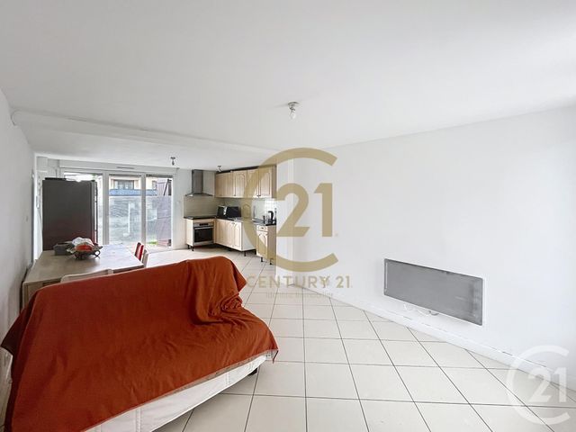 Appartement T4 à louer - 4 pièces - 72.0 m2 - ST GENIS LAVAL - 69 - RHONE-ALPES - Century 21 Identité Immobilier