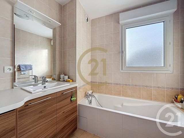 Appartement F3 à vendre - 3 pièces - 80.23 m2 - BRINDAS - 69 - RHONE-ALPES - Century 21 Identité Immobilier