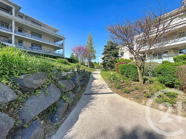 Appartement T2 à vendre - 2 pièces - 48.0 m2 - VOURLES - 69 - RHONE-ALPES - Century 21 Identité Immobilier