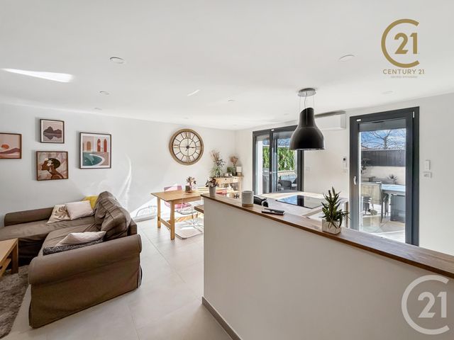 Appartement F3 à vendre - 3 pièces - 62.0 m2 - PIERRE BENITE - 69 - RHONE-ALPES - Century 21 Identité Immobilier