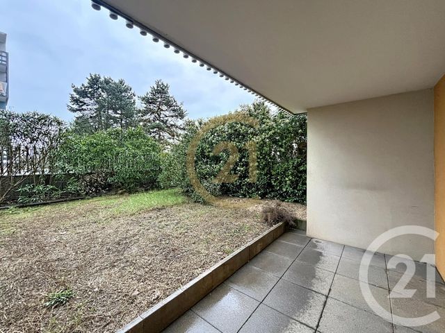 Appartement F3 à louer - 3 pièces - 62.0 m2 - VENISSIEUX - 69 - RHONE-ALPES - Century 21 Identité Immobilier