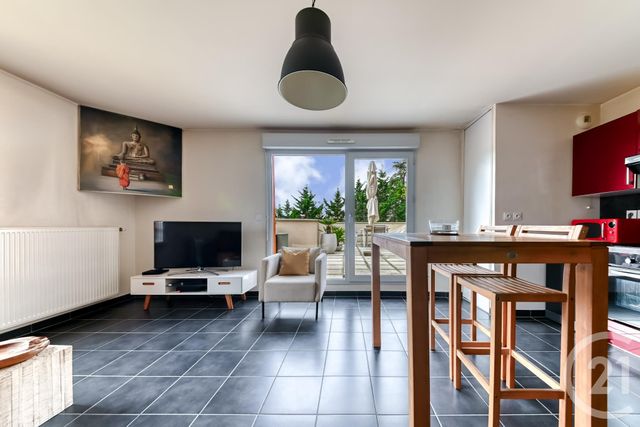 Appartement T3 à vendre - 3 pièces - 59.85 m2 - BRIGNAIS - 69 - RHONE-ALPES - Century 21 Identité Immobilier