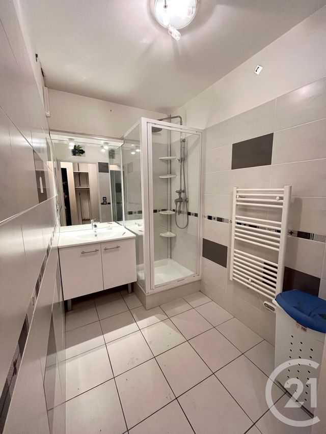 Appartement F2 à louer - 2 pièces - 42.52 m2 - BRIGNAIS - 69 - RHONE-ALPES - Century 21 Identité Immobilier