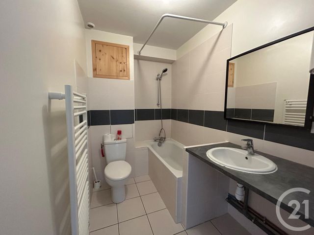 Appartement F3 à louer - 3 pièces - 48.48 m2 - BRIGNAIS - 69 - RHONE-ALPES - Century 21 Identité Immobilier