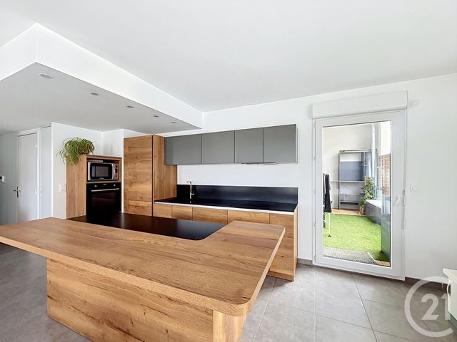Appartement T3 à vendre - 3 pièces - 79.0 m2 - BRIGNAIS - 69 - RHONE-ALPES - Century 21 Identité Immobilier