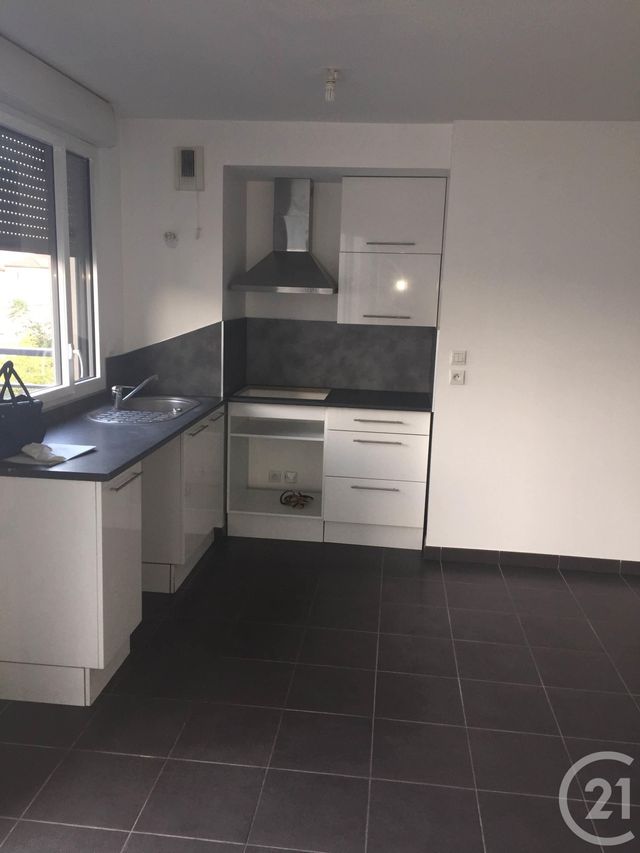 Appartement à louer - 2 pièces - 44.79 m2 - BRIGNAIS - 69 - RHONE-ALPES - Century 21 Identité Immobilier