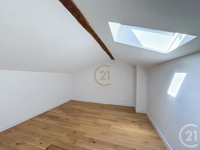 Appartement T1bis à louer - 2 pièces - 42.0 m2 - CHASSAGNY - 69 - RHONE-ALPES - Century 21 Identité Immobilier