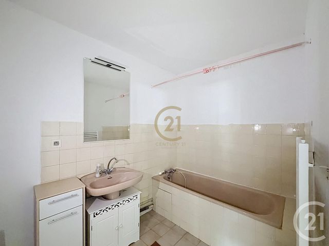 Appartement F1 à louer - 1 pièce - 33.0 m2 - BRIGNAIS - 69 - RHONE-ALPES - Century 21 Identité Immobilier