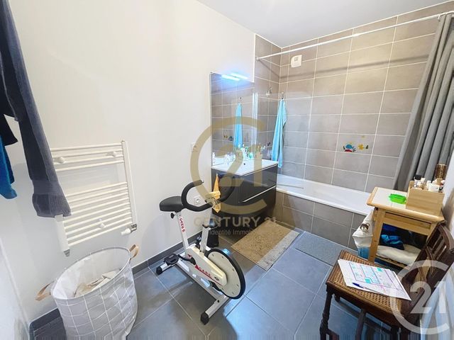 Appartement F3 à louer - 3 pièces - 67.83 m2 - BRIGNAIS - 69 - RHONE-ALPES - Century 21 Identité Immobilier
