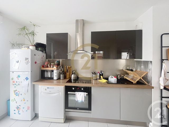 Appartement F3 à louer - 3 pièces - 67.83 m2 - BRIGNAIS - 69 - RHONE-ALPES - Century 21 Identité Immobilier