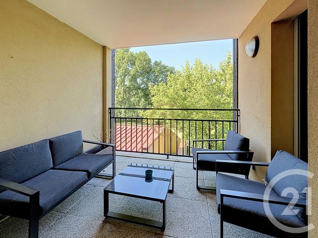 Appartement F3 à louer - 3 pièces - 76.0 m2 - IRIGNY - 69 - RHONE-ALPES - Century 21 Identité Immobilier