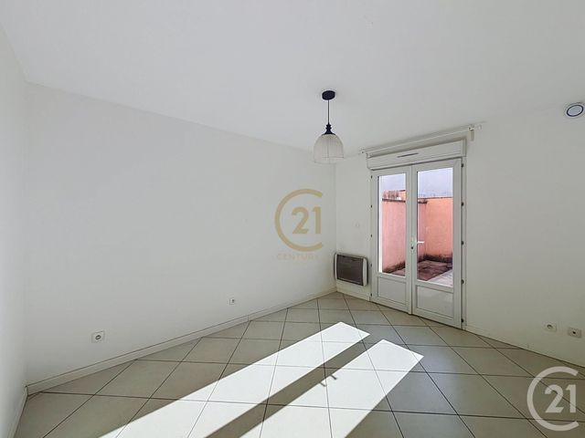 Appartement T3 à louer - 3 pièces - 59.26 m2 - ST GENIS LAVAL - 69 - RHONE-ALPES - Century 21 Identité Immobilier