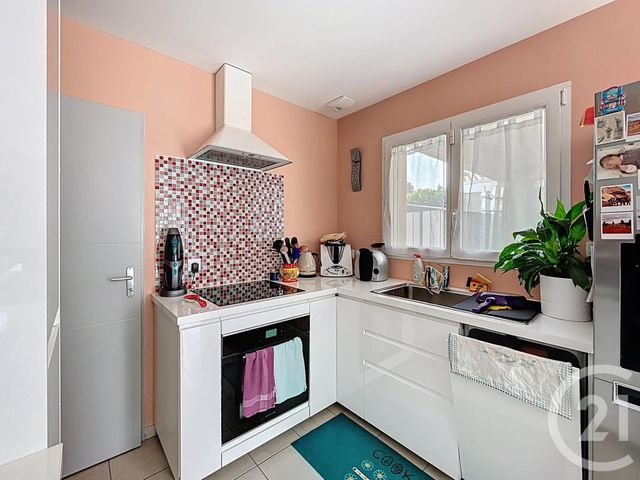 Appartement F2 à louer - 2 pièces - 48.0 m2 - MONTAGNY - 69 - RHONE-ALPES - Century 21 Identité Immobilier